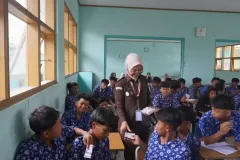 Jaksa-Masuk-Sekolah-1